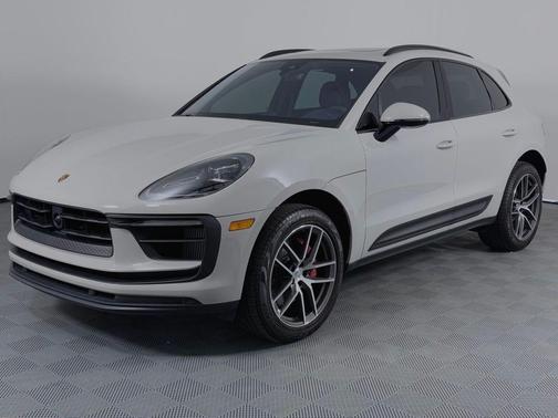 2025 Porsche Macan S