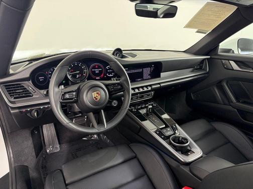 2024 Porsche 911 Carrera S
