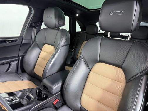 2022 Porsche Macan GTS