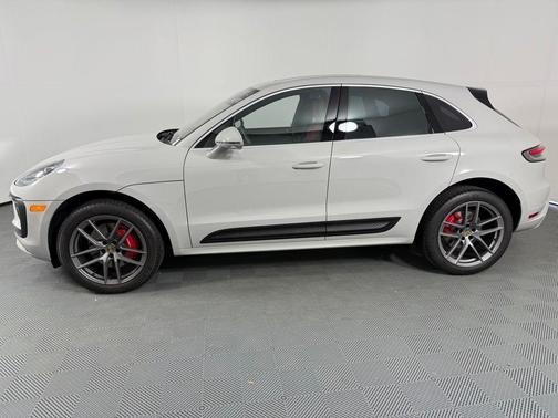2025 Porsche Macan S