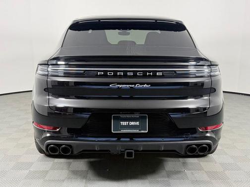 2024 Porsche Cayenne Turbo