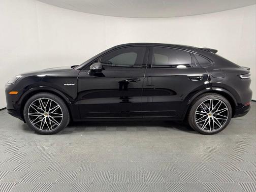 2024 Porsche Cayenne Turbo