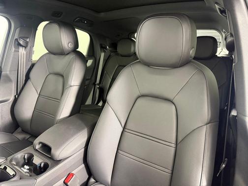 2025 Porsche Cayenne S Coupe AWD