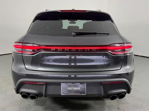 2025 Porsche Macan T