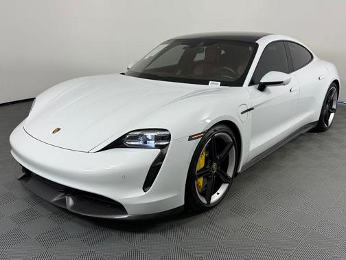 2020 Porsche Taycan Turbo S