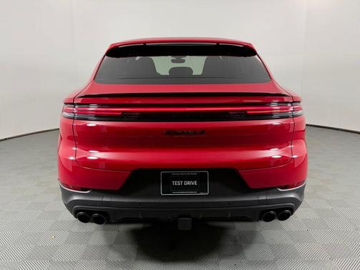 2025 Porsche Cayenne S