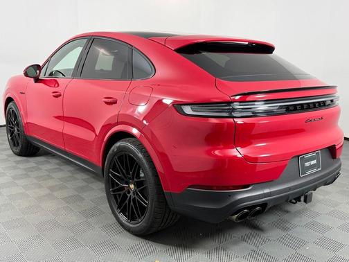 2025 Porsche Cayenne S