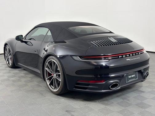 Jet Black Metallic 2020 Porsche 911 Carrera S