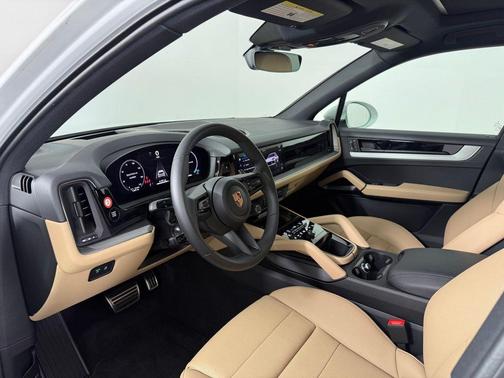 2026 Porsche Cayenne Base