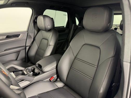 2026 Porsche Cayenne GTS