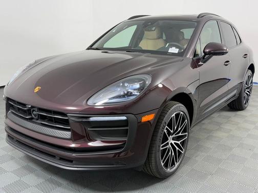 2026 Porsche Macan Base