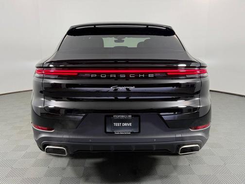 2026 Porsche Cayenne AWD