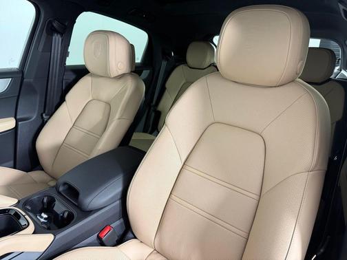 2026 Porsche Cayenne AWD