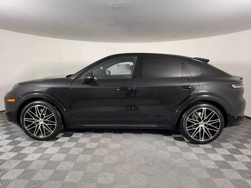 2026 Porsche Cayenne GTS