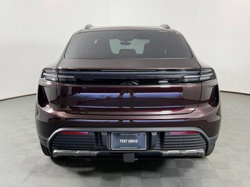 Copper 2025 Porsche Macan Turbo