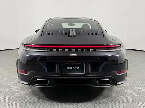 2026 Porsche 911 Carrera