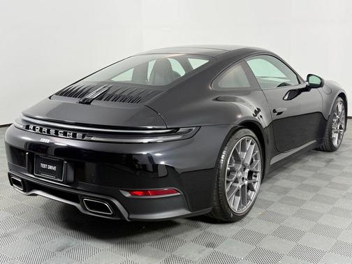 2026 Porsche 911 Carrera