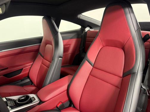 2026 Porsche 911 Carrera