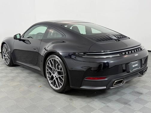 2026 Porsche 911 Carrera