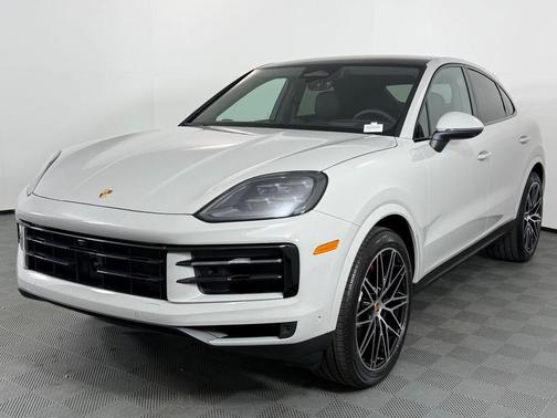 Chalk 2026 Porsche Cayenne S Coupe AWD