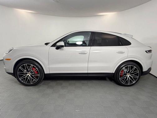 Chalk 2026 Porsche Cayenne S Coupe AWD