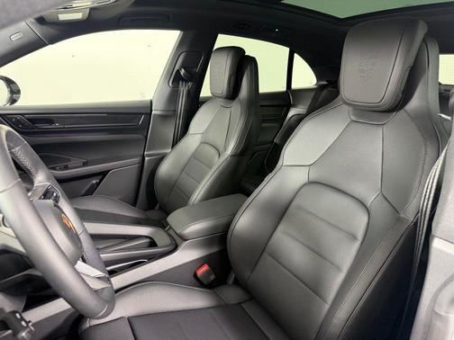 2026 Porsche Macan GTS