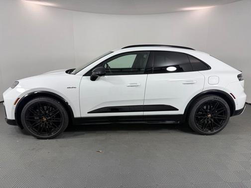 2026 Porsche Macan GTS