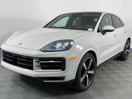 2024 Porsche Cayenne AWD
