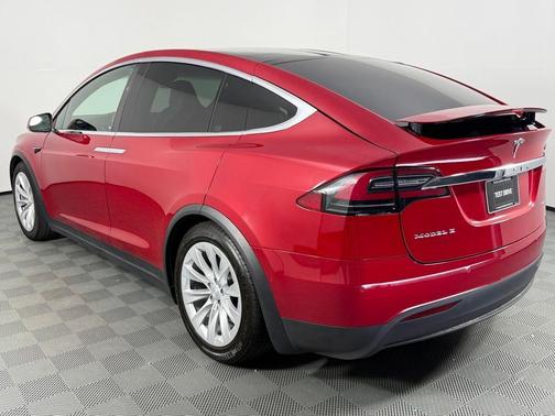 2018 Tesla Model X 75D