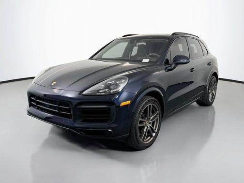 Moonlight Blue Metallic 2023 Porsche Cayenne S