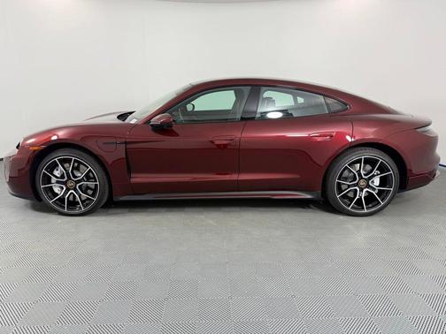 2022 Porsche Taycan 4S