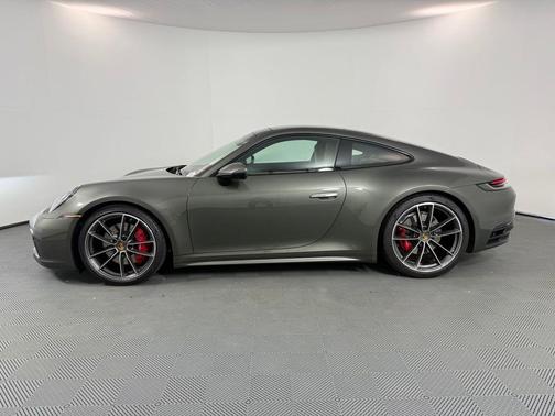 2022 Porsche 911 Carrera S