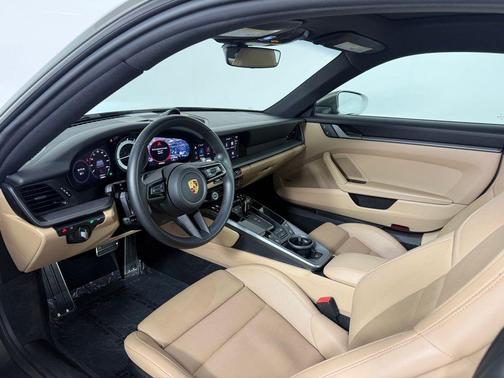 2022 Porsche 911 Carrera S