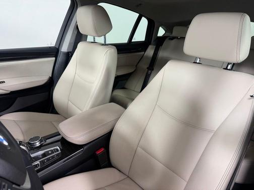2016 BMW X4 xDrive28i