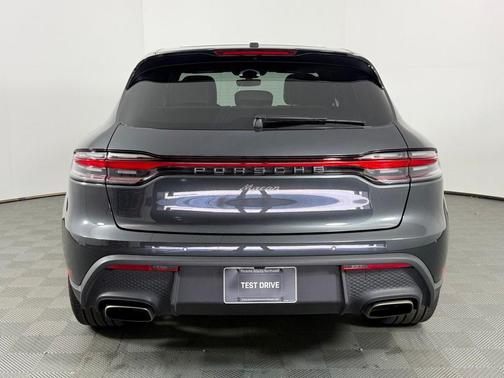 Volcano Grey Metallic 2023 Porsche Macan Base