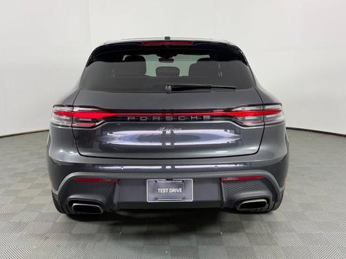 Volcano Grey Metallic 2023 Porsche Macan Base