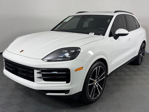 2024 Porsche Cayenne Base