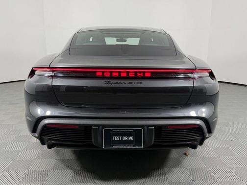 2025 Porsche Taycan GTS