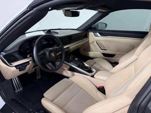 Carrara White Metallic 2023 Porsche 911 Targa 4S