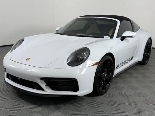 Carrara White Metallic 2023 Porsche 911 Targa 4S