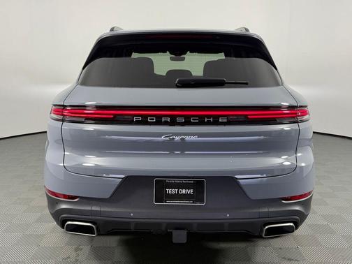 2025 Porsche Cayenne Base