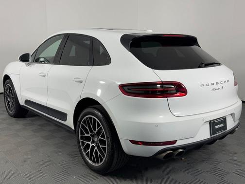 2017 Porsche Macan S