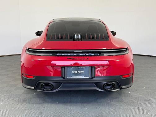 2025 Porsche 911 Carrera S