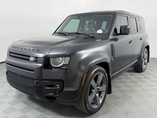 2024 Land Rover Defender P525 V8