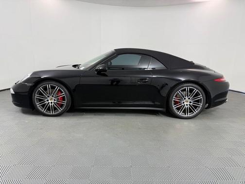 2015 Porsche 911 Carrera 4S