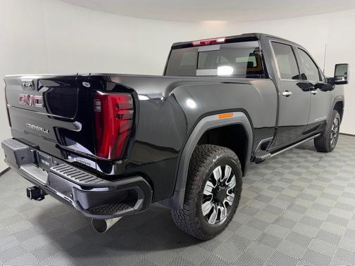 2025 GMC Sierra 2500 Denali