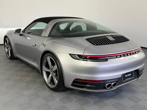 2024 Porsche 911 Targa 4S