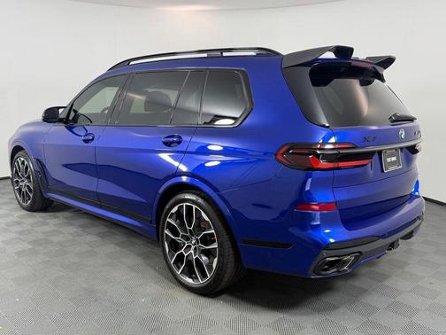 Bay Blue 2025 BMW X7 M60i