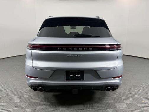 2026 Porsche Cayenne S