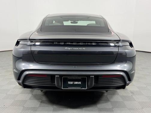 2020 Porsche Taycan 4S